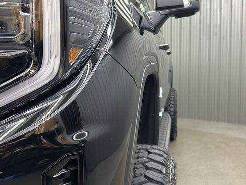 Used 2025 GMC Sierra 1500 AT4 w/ AT4 Premium Package image 13