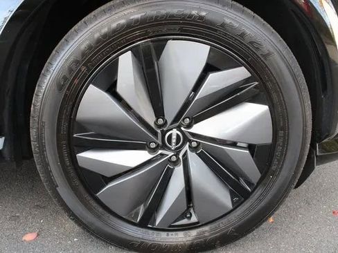 Used 2025 Nissan Ariya Platinum image 37