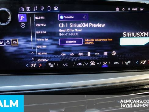 Used 2025 Chevrolet Traverse LT AWD/4WD image 36
