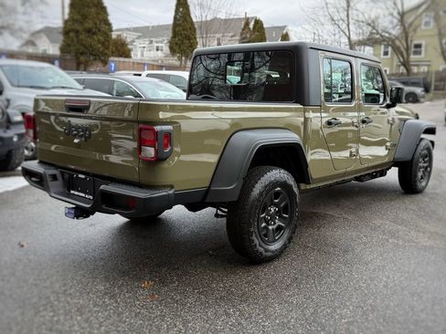 New 2026 Jeep Gladiator Sport image 8