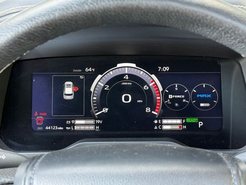 Used 2023 Toyota Sequoia Capstone AWD/4WD image 27