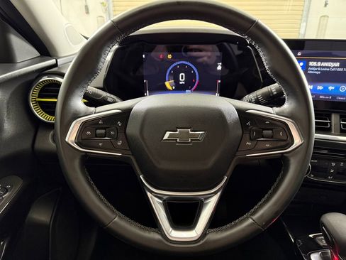 Used 2024 Chevrolet Trax ACTIV w/ Driver Confidence Package image 13