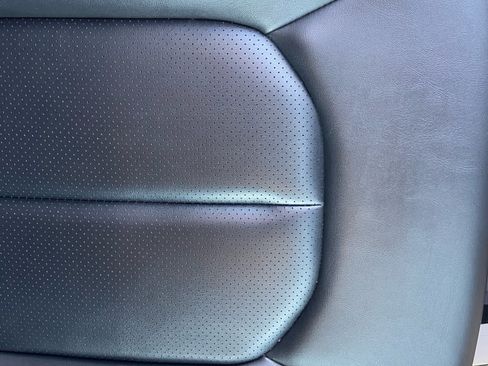 Used 2024 Chrysler Pacifica Touring-L FWD image 37