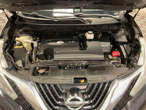 Used 2018 Nissan Murano S AWD/4WD image 9