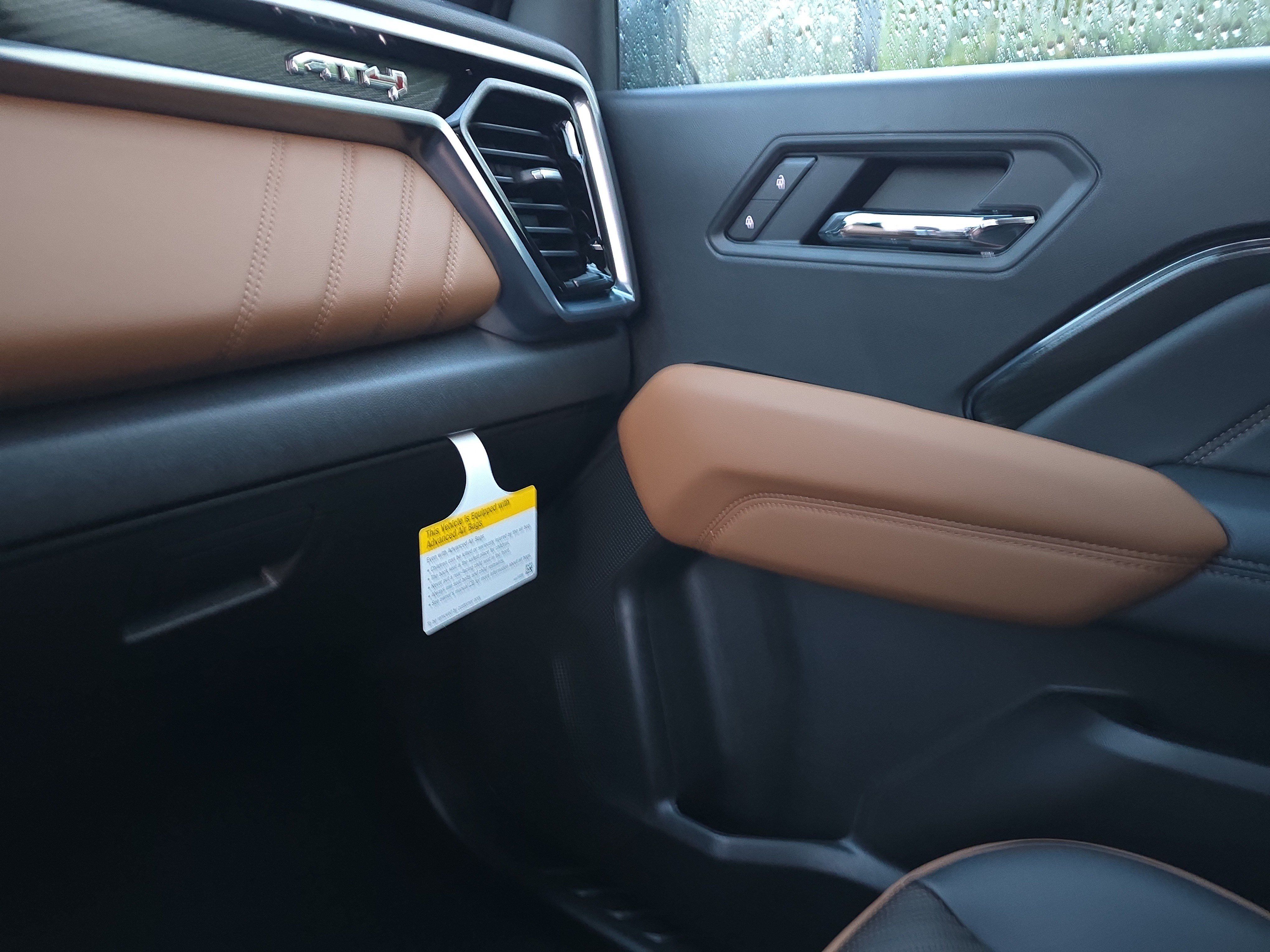 New 2026 GMC Canyon AT4 w/ Technology Plus Package AWD/4WD image 42