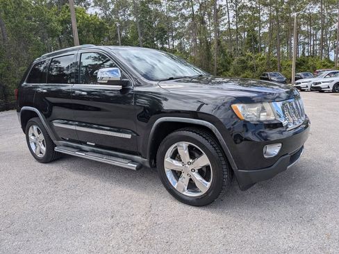 Used 2012 Jeep Grand Cherokee Overland Summit image 44