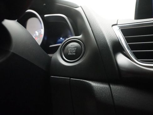 Used 2018 MAZDA MAZDA3 Grand Touring w/ Premium Equipment Package image 28