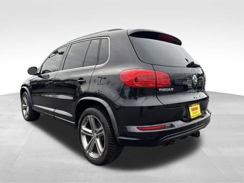 Used 2017 Volkswagen Tiguan Sport image 6