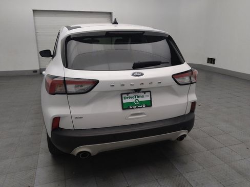 Used 2020 Ford Escape SE image 6