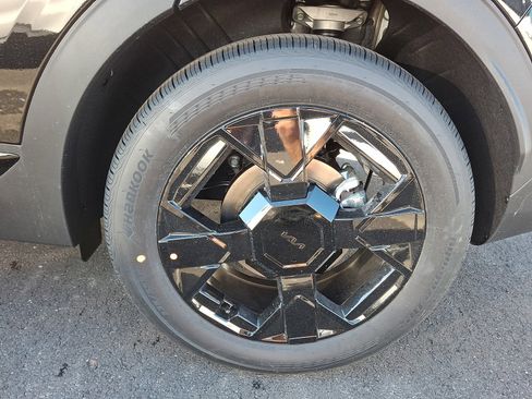 New 2026 Kia Sportage X-Line image 4