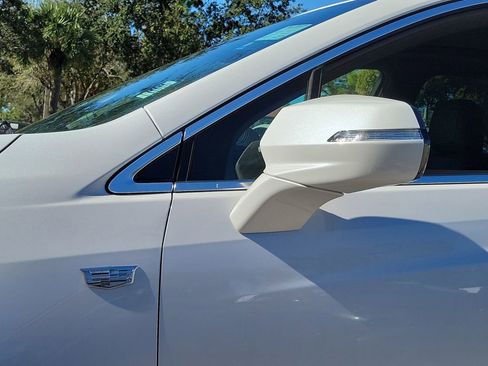 Used 2025 Cadillac XT5 Premium Luxury image 13