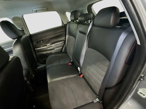Used 2024 Mitsubishi Outlander Sport AWD image 28