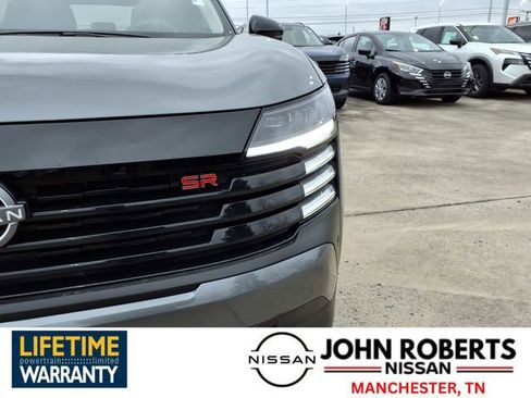 New 2026 Nissan Kicks SR image 12