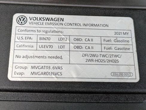 Used 2021 Volkswagen Atlas Cross Sport SEL Premium R-Line image 26