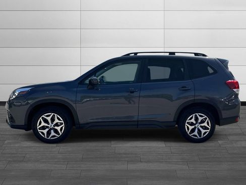 Certified 2024 Subaru Forester Premium AWD/4WD image 6