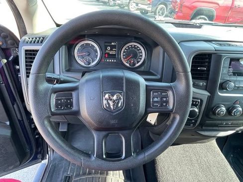 Used 2018 RAM 1500 Express AWD/4WD image 14