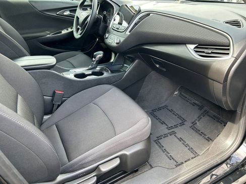 Used 2024 Chevrolet Malibu LT w/ Midnight Edition image 26