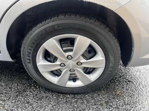 Used 2011 Kia Rio LX FWD image 15