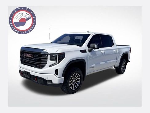 Used 2023 GMC Sierra 1500 AT4 AWD/4WD image 1