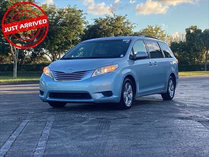 Used 2015 Toyota Sienna LE