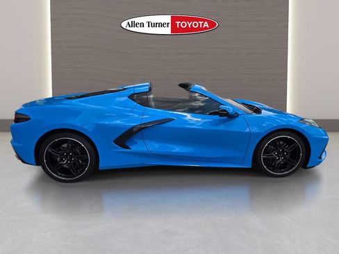 Used 2022 Chevrolet Corvette Stingray Preferred Cpe w/ 2LT RWD image 4