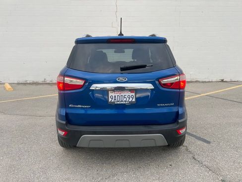 Used 2021 Ford EcoSport Titanium image 4