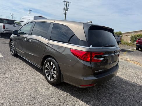 Used 2021 Honda Odyssey EX-L image 5