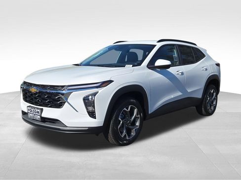 New 2026 Chevrolet Trax LT image 1