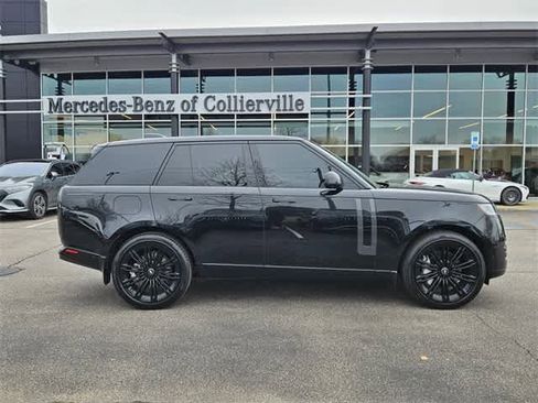 Used 2025 Land Rover Range Rover SE image 9