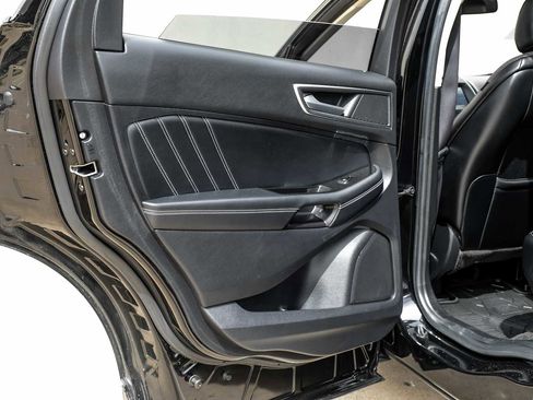 Used 2018 Ford Edge Sport w/ Equipment Group 401A image 43