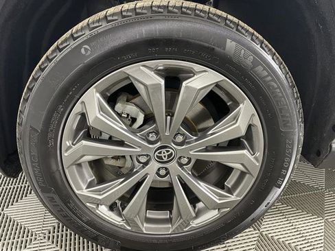 Certified 2022 Toyota RAV4 Limited image 26