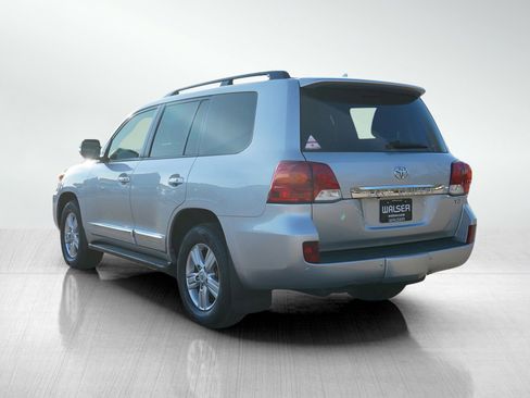 Used 2015 Toyota Land Cruiser AWD/4WD image 4