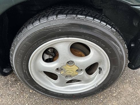 Used 2000 MAZDA MX-5 Miata RWD image 21