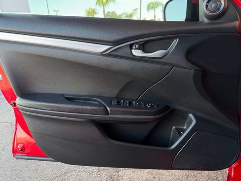 Used 2019 Honda Civic Sport image 18
