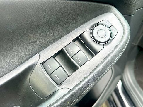 Used 2024 Buick Encore GX Sport Touring image 15