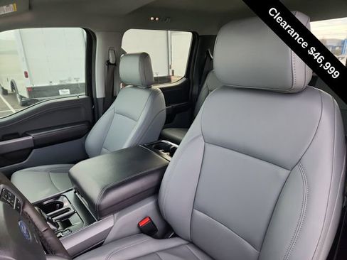 Used 2025 Ford F150 Lightning Flash image 19