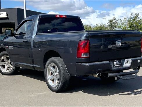 Used 2016 RAM 1500 Express RWD image 9