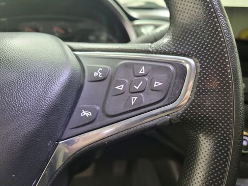 Used 2020 Chevrolet Malibu LS image 25