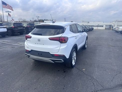 Certified 2026 Buick Encore GX Preferred w/ Comfort Package image 5