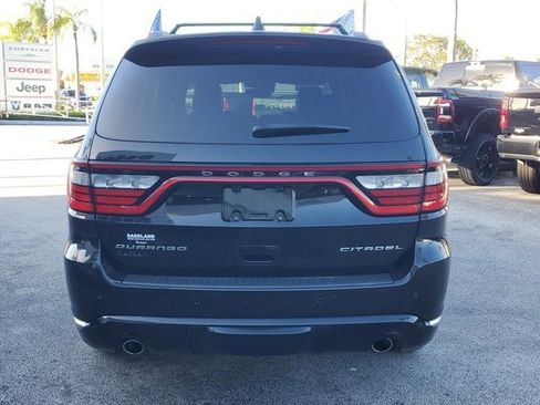 Certified 2023 Dodge Durango Citadel image 6