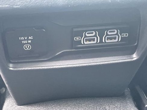Certified 2024 Jeep Grand Cherokee Altitude AWD/4WD image 12