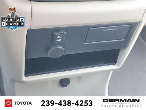 Certified 2018 Toyota Sienna LE FWD image 33