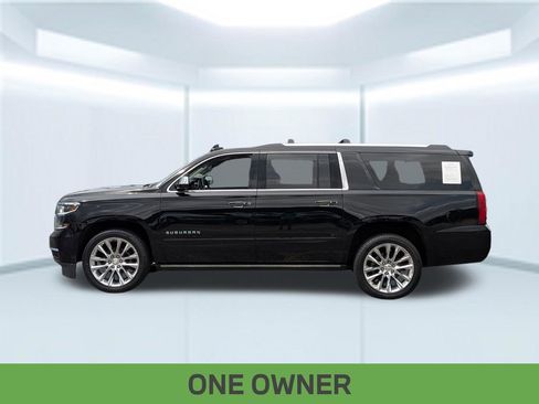 Used 2019 Chevrolet Suburban Premier w/ Premier Plus Edition AWD/4WD image 2