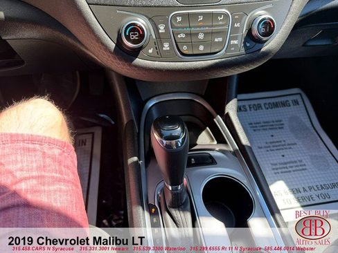 Used 2019 Chevrolet Malibu LT FWD image 14
