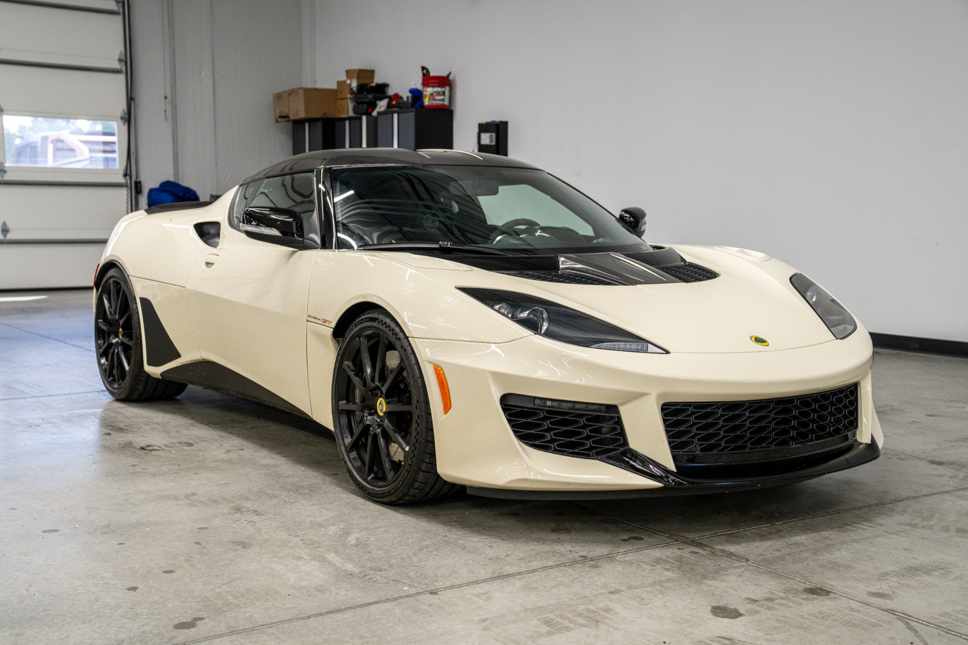 Used 2020 Lotus Evora RWD image 3