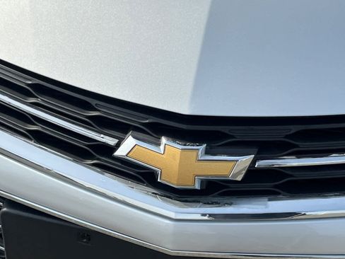 Used 2018 Chevrolet Cruze LT w/ RS Package image 10