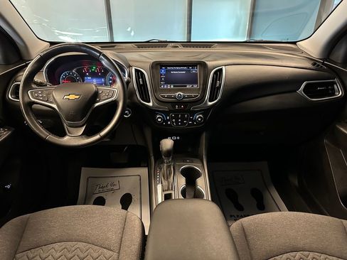 Used 2022 Chevrolet Equinox LT FWD image 9