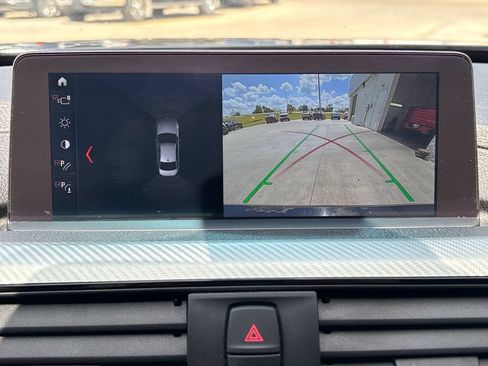 Used 2018 BMW 330i xDrive Sedan AWD/4WD image 28
