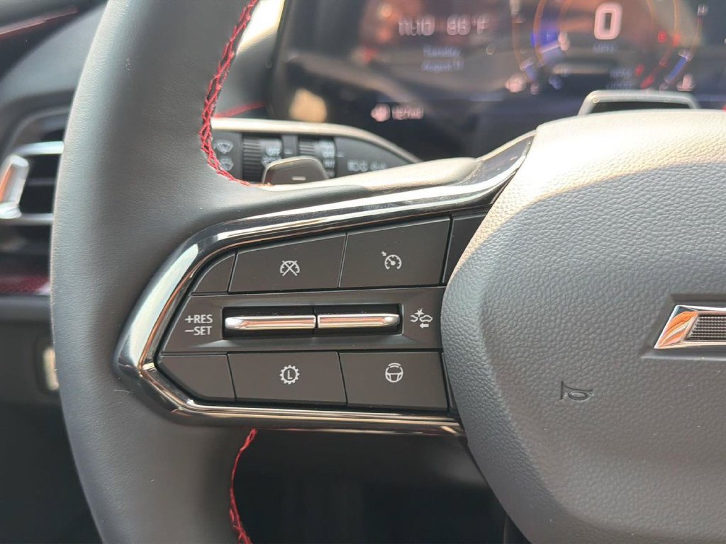 New 2026 Chevrolet Traverse RS w/ LPO, Cargo Package FWD image 16