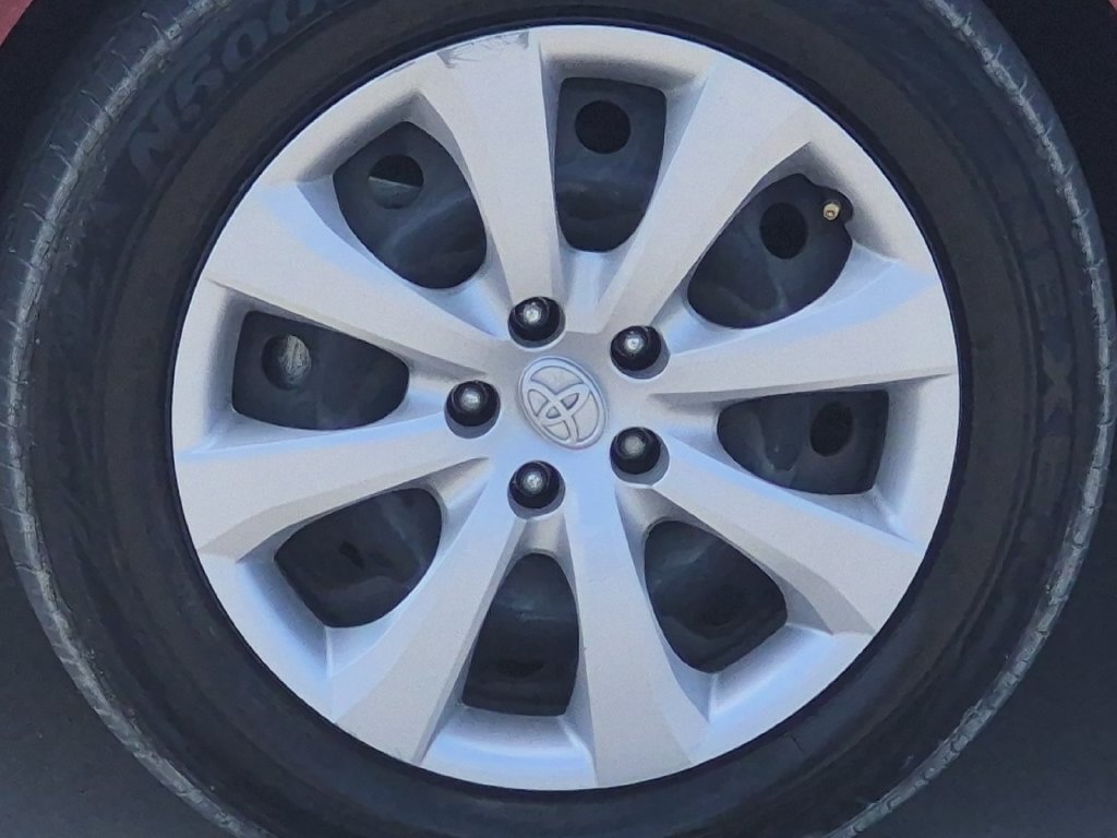 Used 2024 Toyota Corolla LE FWD image 24